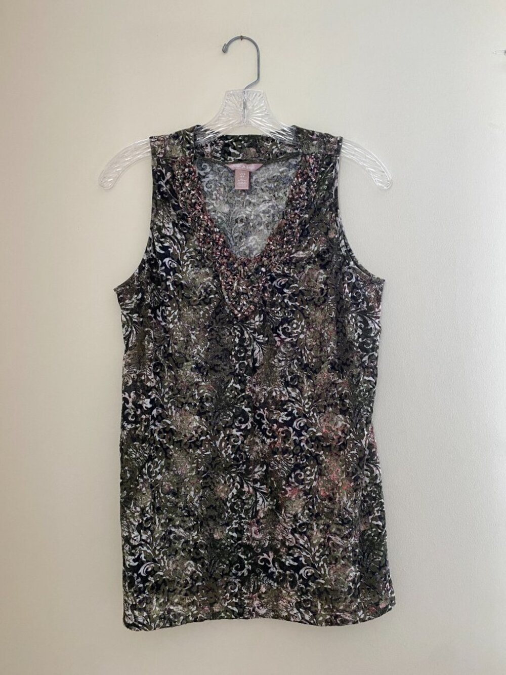 Earth Tone Pattern Tank - Picture 2 of 6
